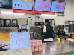 -沪上阿姨·臻选茶饮(上海环球港店)