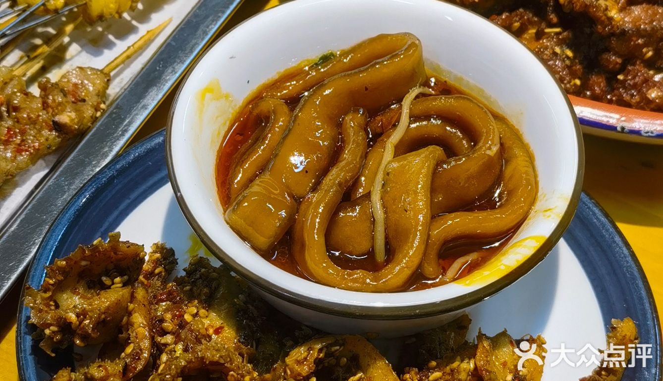 长春丨烧烤店必吃的麻辣苕粉，真的绝！