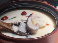 鱼钩鱼炖汤-老阿爸鲜鱼土菜(昆山花桥店)