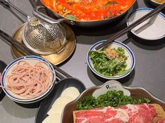 -楠小云·云南鲜菌·鲜牛自助火锅(九眼桥店)
