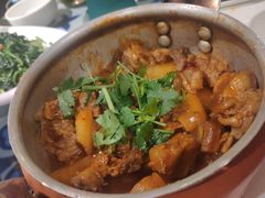 小锅牦牛肉焖土豆-撒拉花儿·新疆菜·清真(太阳宫店)