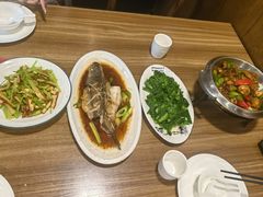 -九头鹰家宴(岳家嘴店)