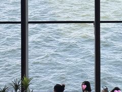 -抱抱地球咖啡馆(国家海洋博物馆店)