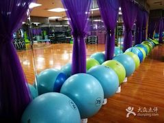 壁球房-西吉马游泳健身(协信店)