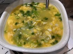 鸡蛋烫饭-凤凰路何眼镜香辣蟹(花果园店)
