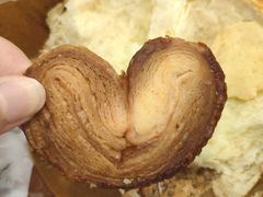 蝴蝶酥-新麦西饼(广东路店)