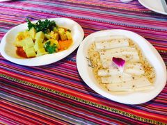 -香巴拉云南餐厅(华莱坞店)