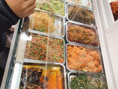 自助取餐区-筋饼豆腐脑一绝