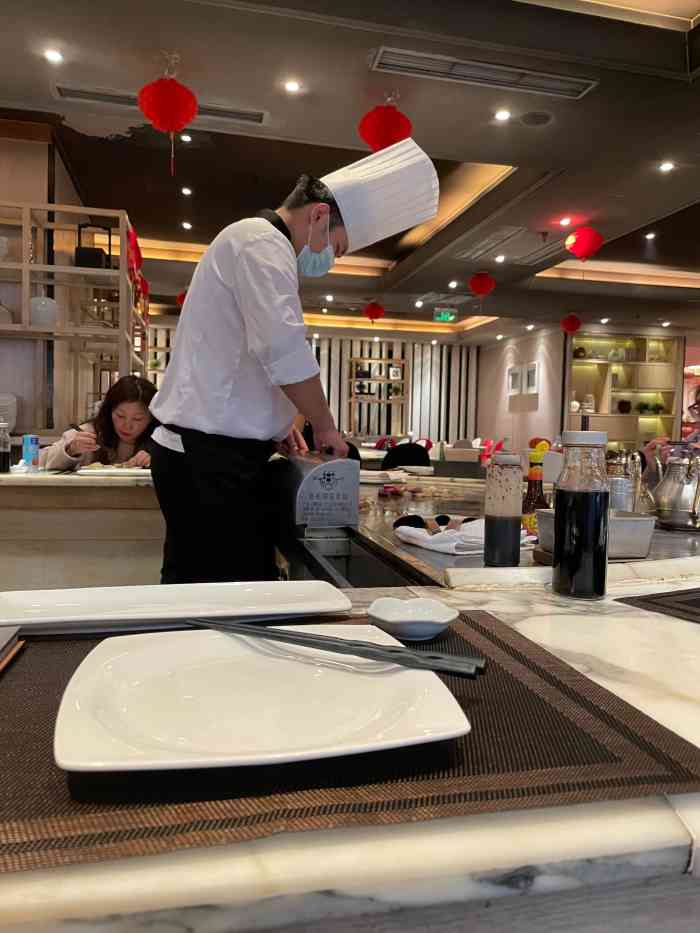 青石牛铁板烧(龙德广场店)-"青石牛位于龙德广场5层以前叫青年餐厅