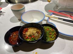 -牛员外鲜切牛肉火锅