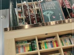 -新华书店(印象城店)