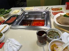 -海底捞火锅(吾悦国际广场店)
