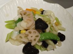 荷塘月色-海富门·带鱼·淮扬菜·粤菜(甘家口店)