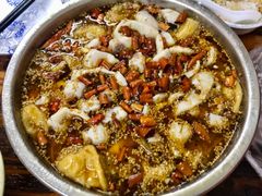 -黑皮酸菜鱼(三山街店)