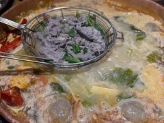 -洱火云南酸菜牛肉火锅(石景山当代商城店)