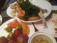 -荣誉国际酒店-云顶旋转餐厅