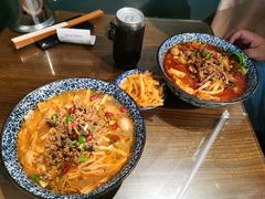 -粉家柳州螺蛳粉(杨宅路店)