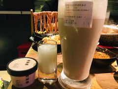 -湊湊火锅·茶憩(杭州湖滨银泰in77店)