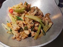 -卢大鲜鱼头捞饭(美利广场店)