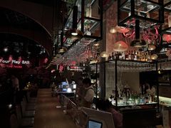-FOUR PLAY BAR