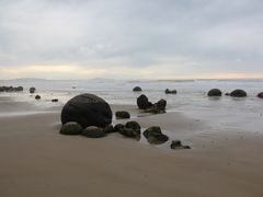 -摩拉基大圆石
