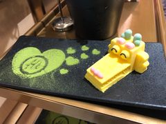 -海底捞火锅(新松江路生日主题店)