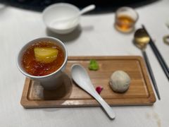 桃胶人参果拼鲜肉酥-富淳饭店(陆家嘴保利广场店)