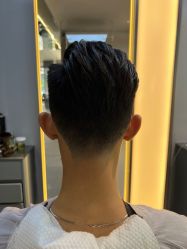 -苑苑发型设计