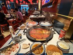 -爱你您·自家鱼塘·活水喷泉鱼火锅(八里店)