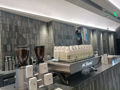 -M Stand(杭州萧山万象汇店)