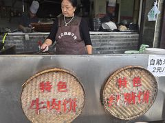 -大众跷脚牛肉馆·非遗传承单位(峨眉山店)
