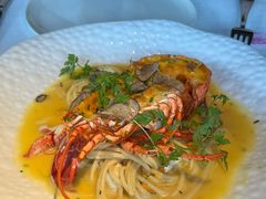 -弦月窗LUNETTE BY AMANDA(复兴路店)