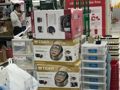 -Bic Camera (难波店)