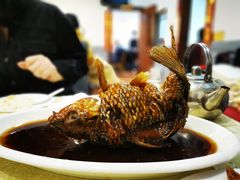 罾蹦鲤鱼-奥华餐厅·老张记(台基厂店)