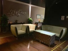 -西安绿地假日酒店