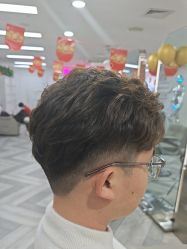 -米娜护肤造型