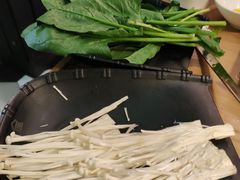 -尚品小土屋涮毛肚(李沧万达店)