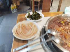 -肖肖酸萝卜鱼火锅(总店)