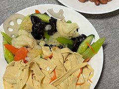 -老六素货(王顶堤店)