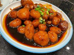 红烧小土豆-苏浙徽·江南荟·本味融合菜(相城方圆里店)