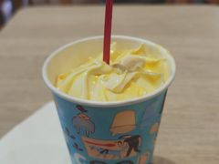 芒果红丝绒暴风雪-Dariy Queen