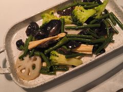 -耶里夏丽·丝路新疆菜·清真食品(徐家汇臻选店)