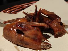 脆皮乳鸽-鸽子侯·家宴·平价海鲜(市图书馆店)