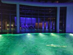 -上海滴水湖皇冠假日酒店