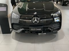 -上海星瀚奔驰4S店(红柳路店)