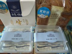-巴黎贝甜(大宁国际商业广场店)