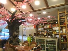 -青瓦餐厅·生鱼片·韩园烤肉(西塔店)