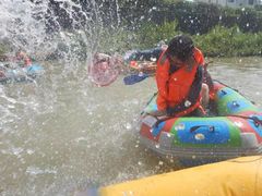 -仙山谷激浪漂流