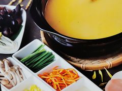 -云海肴汽锅鸡·云南小炒(曲江大悦城店)