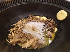 -玺炖·中国铁锅炖(虹桥天街店)